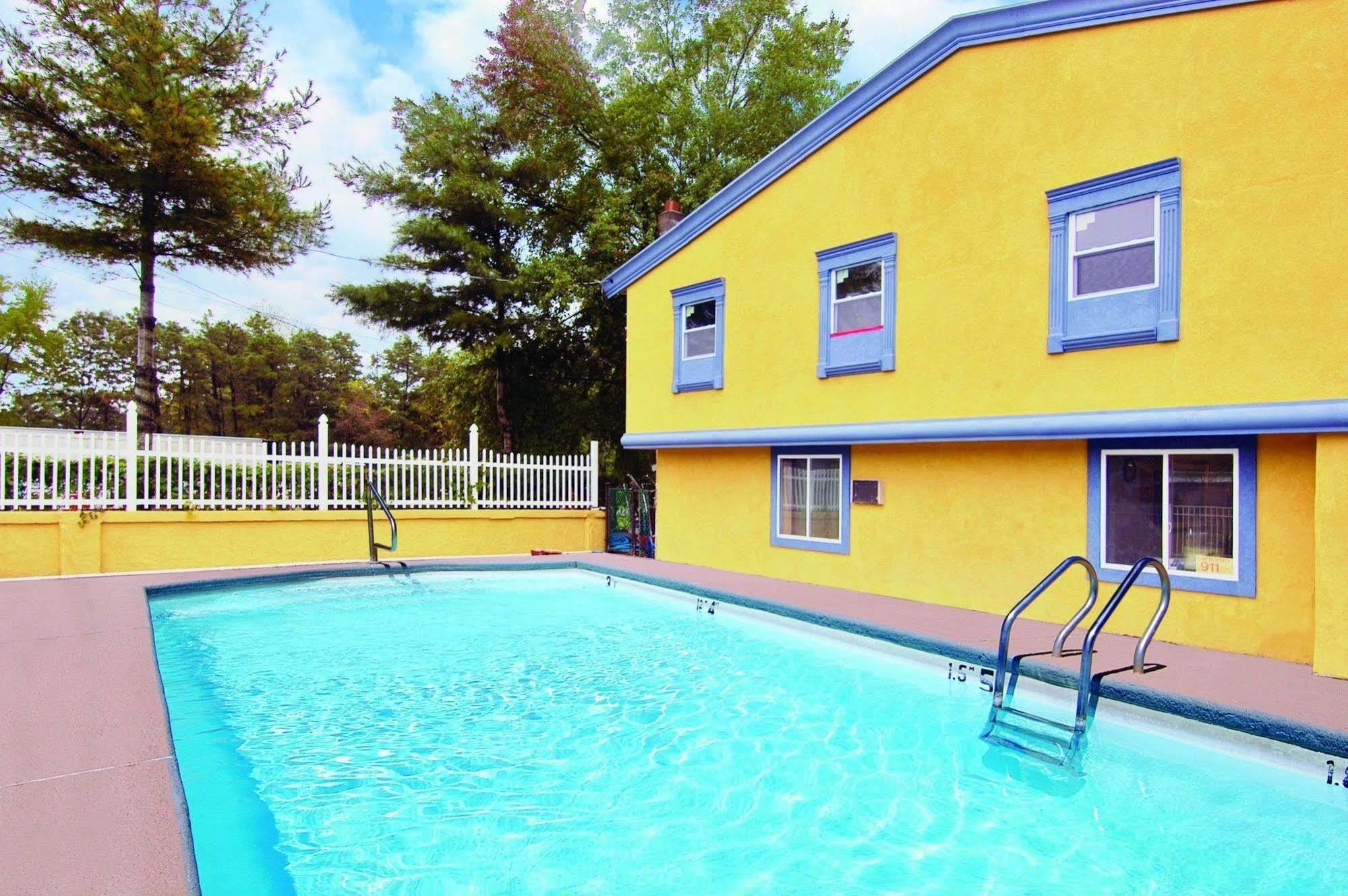 Travelodge By Wyndham Atlantic City Galloway Exterior photo
